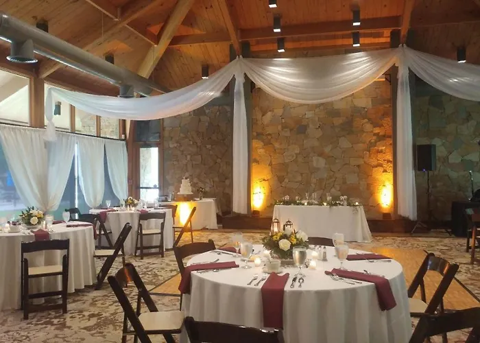 Postoak And Retreat Lodge Tulsa
