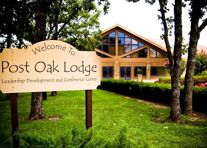Lodge Postoak And Retreat *